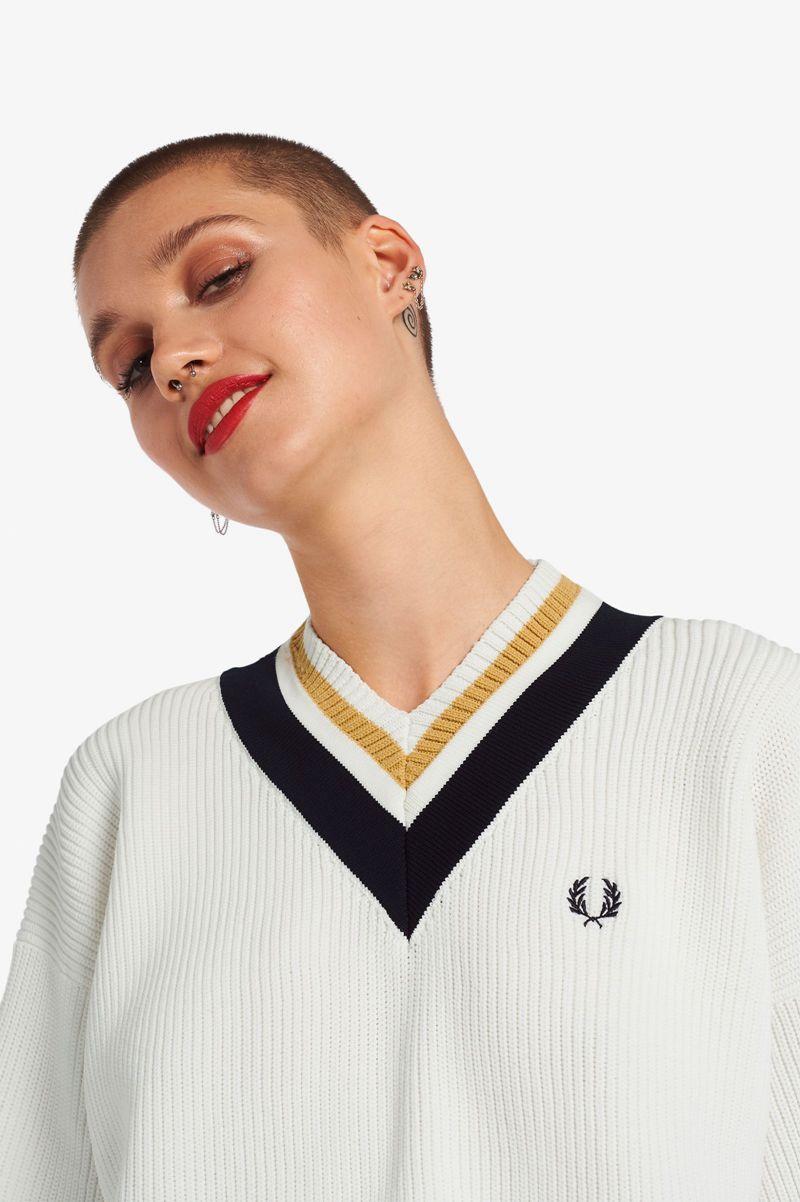 White Fred Perry Tipped V-Neck Jumper Women's Knitwear | PH 1937PJJQ